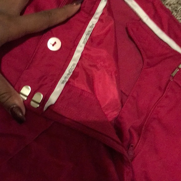 Pink shorts - Picture 2 of 5